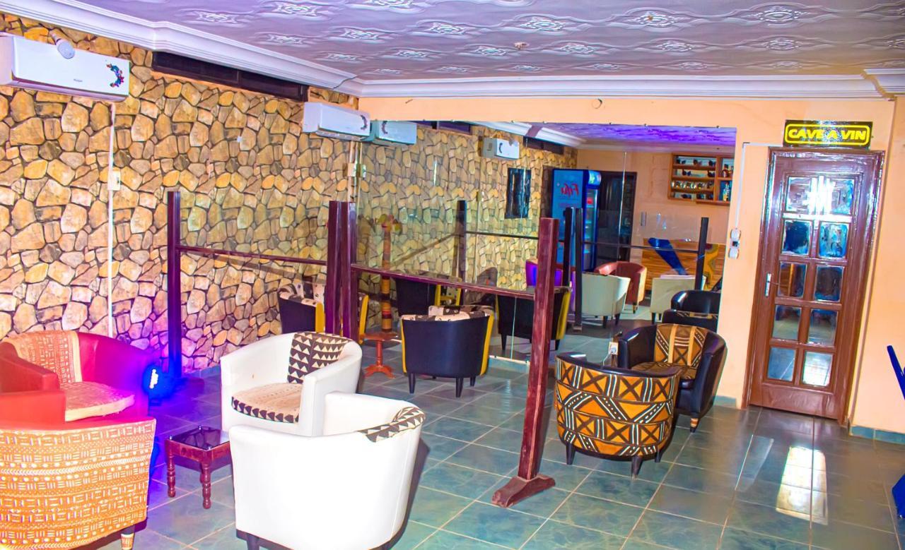 Hotel Abomey Events Esterno foto