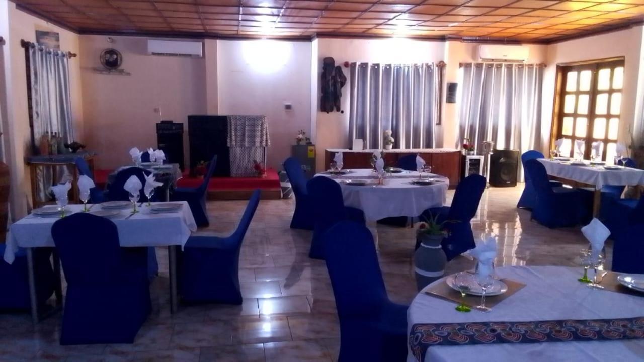 Hotel Abomey Events Esterno foto